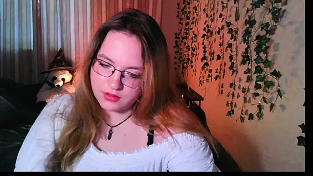 Snapshot of ZayaRush chatting on October 16, 2025, 10:34 am ZayaRush online show from October 16, 2025, 10:34 am