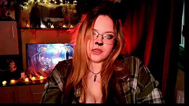 Snapshot of ZayaRush chatting on October 28, 2025, 10:47 am ZayaRush online show from October 28, 2025, 10:47 am