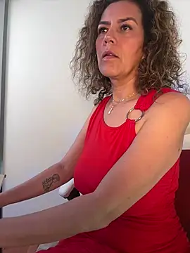 Snapshot of Paty_chic chatting on July 13, 2026, 3:44 pm Paty chic online show from July 13, 2026, 3:44 pm