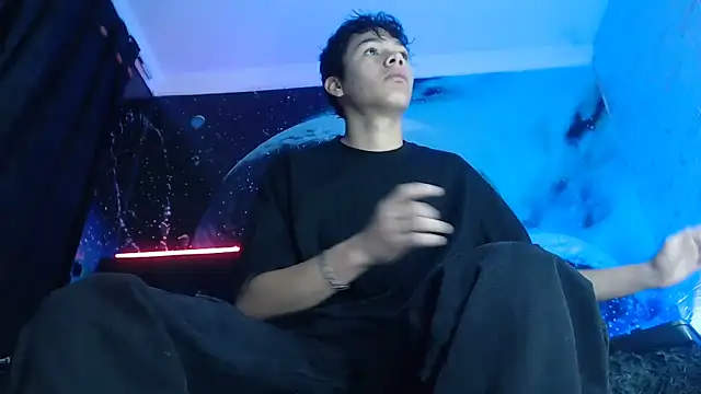 SemerHott online show from October 19, 2025, 1:14 pm