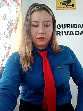 Hannah-colx online show from November 22, 2025, 4:06 pm