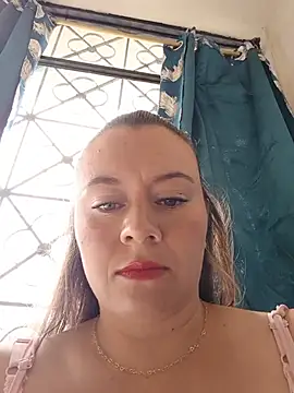 Hannah-colx online show from June 25, 2026, 4:01 pm