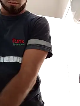 Lushakuiron1 online show from November 26, 2025, 3:45 pm