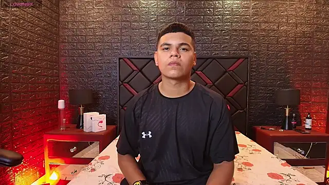 DannySamm online show from December 16, 2025, 4:06 am