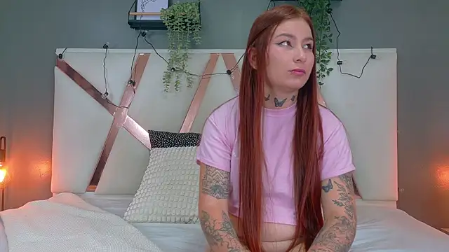 ScarlettVex   online show from October 5, 2025, 12:51 pm