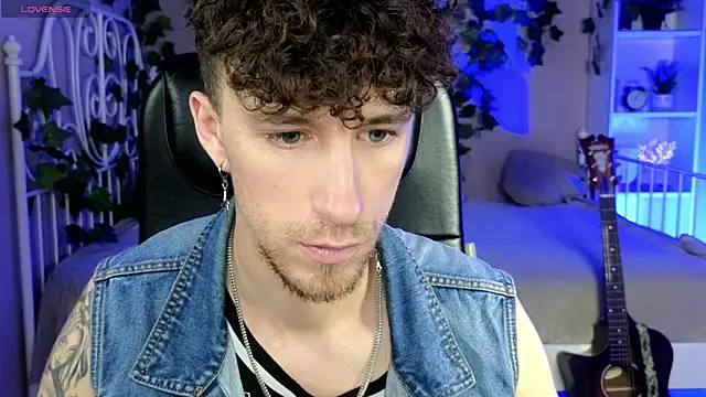 mark caron online show from November 27, 2025, 8:31 pm