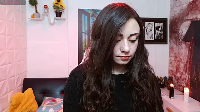 Snapshot of Eva_Roussell chatting on February 9, 2026, 2:26 pm Eva Roussell online show from February 9, 2026, 2:26 pm