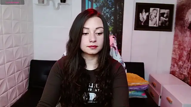 Eva Roussell online show from March 16, 2026, 2:32 pm