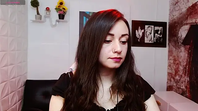 Snapshot of Eva_Roussell chatting on February 26, 2026, 2:28 pm Eva Roussell online show from February 26, 2026, 2:28 pm