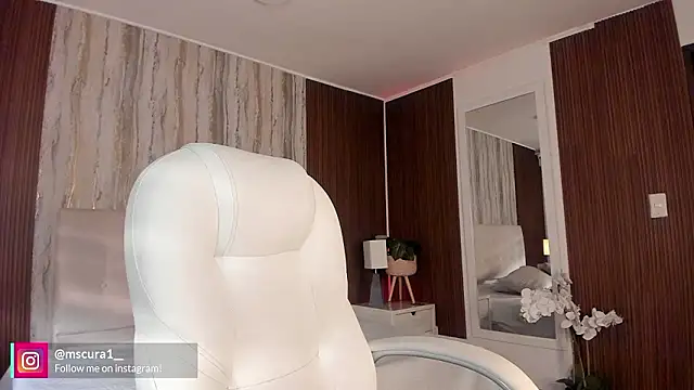 miss curazao online show from February 14, 2026, 12:05 pm