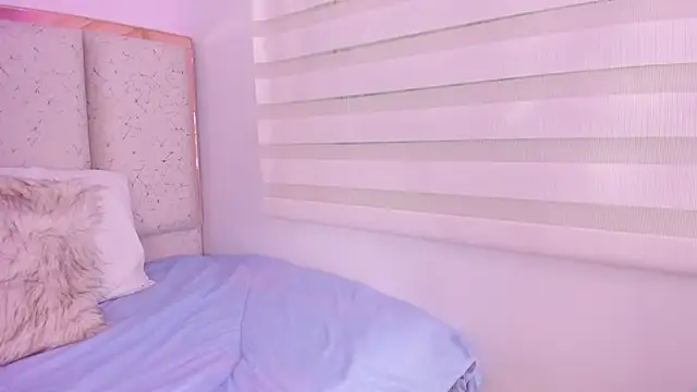 violeta olsen online show from October 7, 2025, 6:53 pm