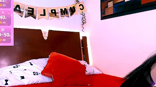 Ashleypetite  online show from November 22, 2025, 7:13 pm