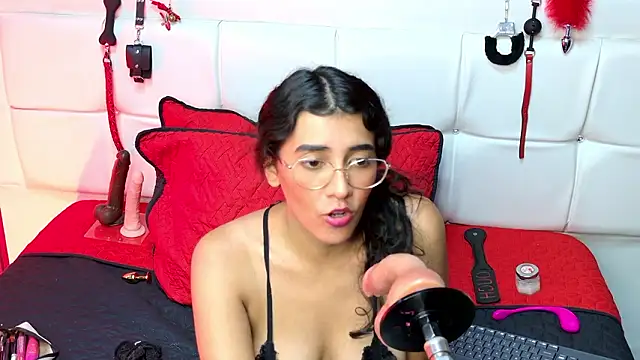 Violet sl4ve online show from February 1, 2026, 3:32 pm