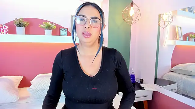 ValeryBoobs1 online show from September 13, 2025, 1:22 pm