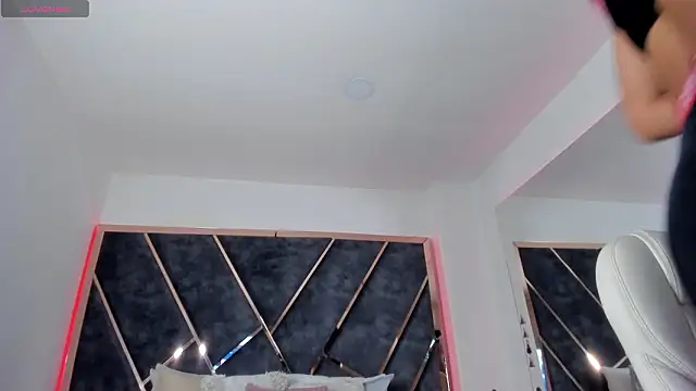 Snapshot of SusanaHenao chatting on March 17, 2026, 3:48 pm SusanaHenao online show from March 17, 2026, 3:48 pm