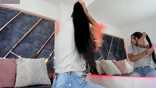 Snapshot of SusanaHenao chatting on March 12, 2026, 5:39 pm SusanaHenao online show from March 12, 2026, 5:39 pm