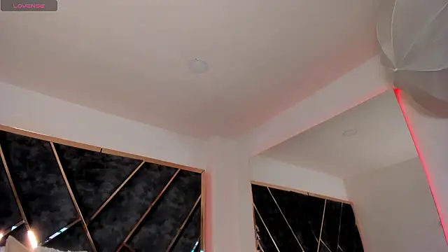 Snapshot of SusanaHenao chatting on March 5, 2026, 5:31 pm SusanaHenao online show from March 5, 2026, 5:31 pm