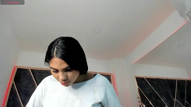 Snapshot of SusanaHenao chatting on April 1, 2026, 5:10 pm SusanaHenao online show from April 1, 2026, 5:10 pm