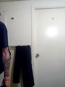 Snapshot of jizzyglizzy92 chatting on February 22, 2026, 2:36 am jizzyglizzy92 online show from February 22, 2026, 2:36 am