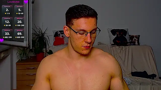 ZeinMiracles online show from March 25, 2026, 11:47 pm