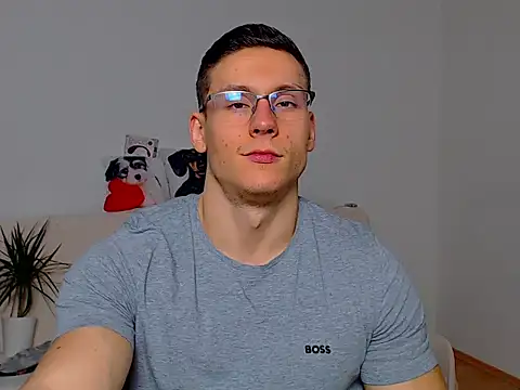 ZeinMiracles online show from October 26, 2025, 6:30 pm