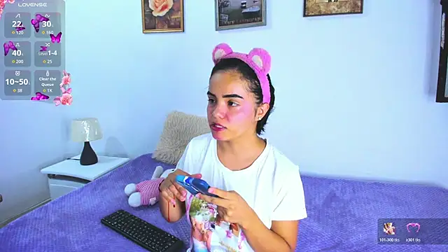 Valeri 13 online show from November 27, 2025, 8:26 am