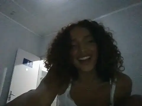 Snapshot of 4petitosa chatting on September 27, 2025, 7:47 am 4petitosa online show from September 27, 2025, 7:47 am