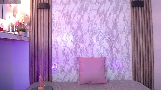 Georgina Astor online show from September 13, 2025, 7:58 pm