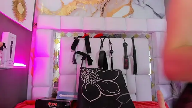 Natasha-Adams online show from March 27, 2026, 9:49 pm