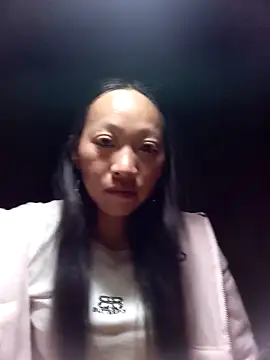 tcm-cute online show from October 3, 2025, 8:43 pm