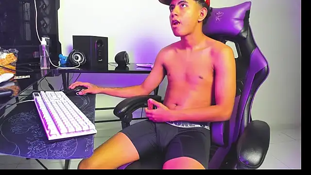 alluringangel0 online show from November 9, 2025, 6:06 am