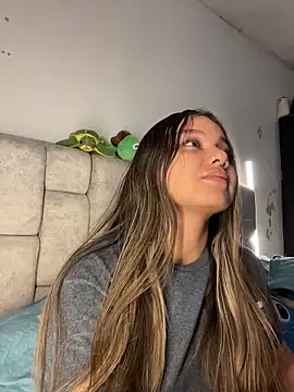 AnnyLopezzz  online show from June 4, 2026, 3:17 pm