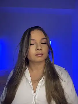 AnnyLopezzz  online show from November 11, 2025, 6:19 am