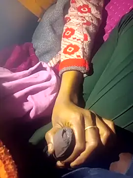 parmila203 online show from January 5, 2026, 5:27 pm