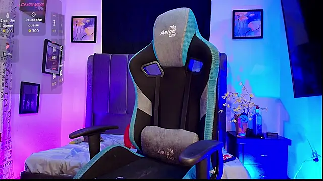 Michael Lopez 1 online show from October 2, 2025, 11:30 pm