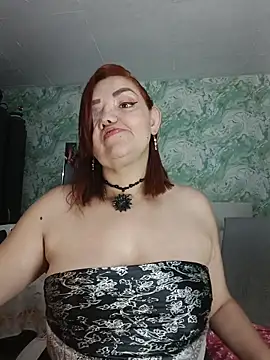 Snapshot of MayaLuna1 chatting on February 21, 2026, 9:39 pm MayaLuna1 online show from February 21, 2026, 9:39 pm