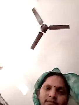 Payal950 online show from December 4, 2025, 6:23 am