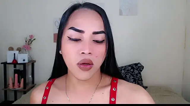 Lessandra Lust online show from October 28, 2025, 11:58 pm