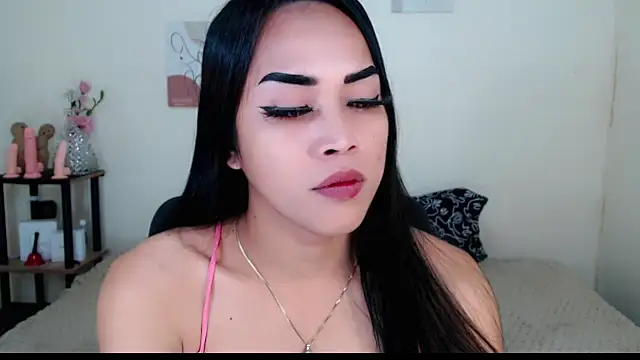 Lessandra Lust online show from November 13, 2025, 4:05 am