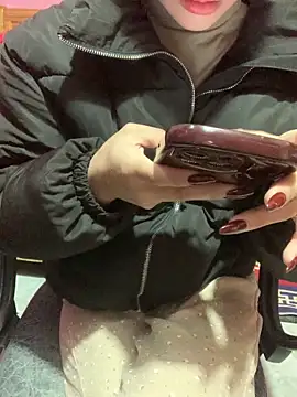 Tieuvi 18 online show from November 26, 2025, 12:43 am