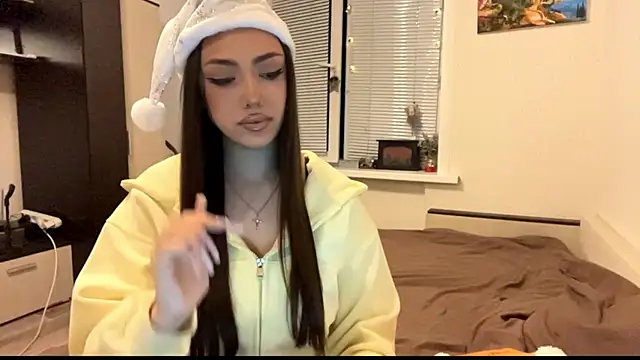 Leaf Unto online show from November 23, 2025, 1:54 pm