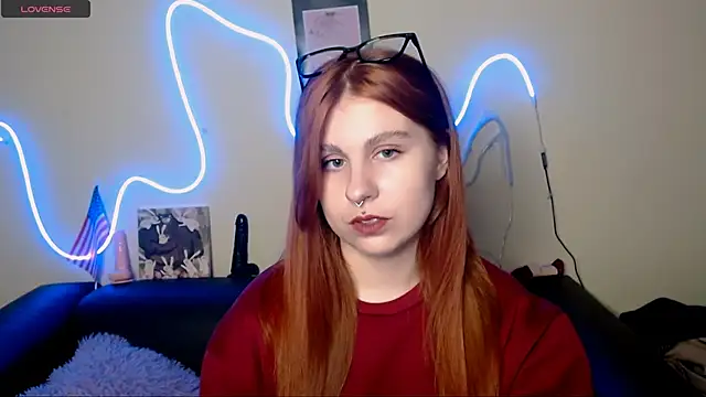 NaughtySandy11 online show from October 7, 2025, 11:11 am