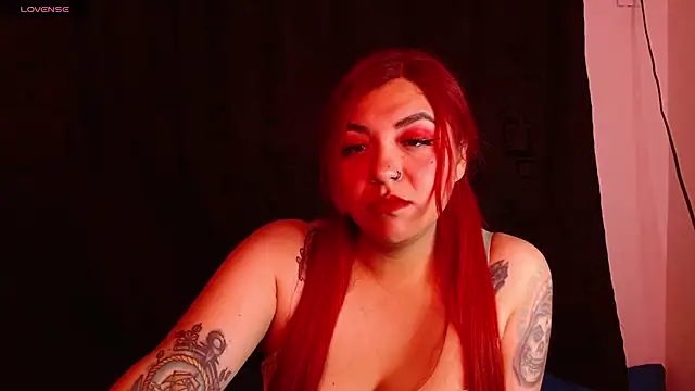 Snapshot of aria-dark chatting on November 4, 2025, 3:21 am aria-dark online show from November 4, 2025, 3:21 am