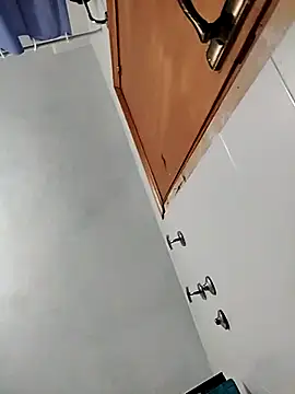 Snapshot of sirenyta33 chatting on December 5, 2025, 8:50 pm sirenyta33 online show from December 5, 2025, 8:50 pm