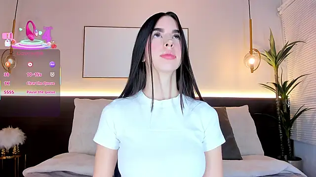 SolAvelar online show from January 11, 2026, 3:13 am