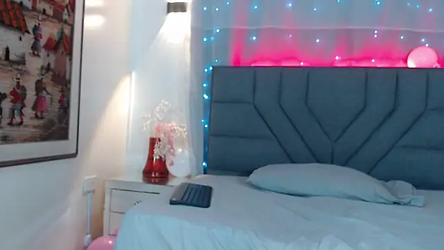 emma ayala online show from September 11, 2025, 7:14 pm