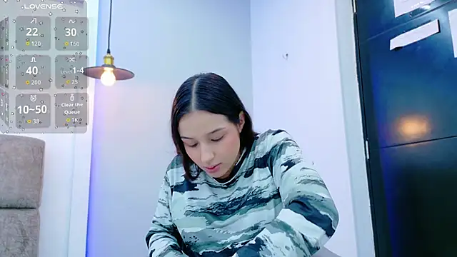 Ashley Evans22 online show from September 13, 2025, 7:58 pm