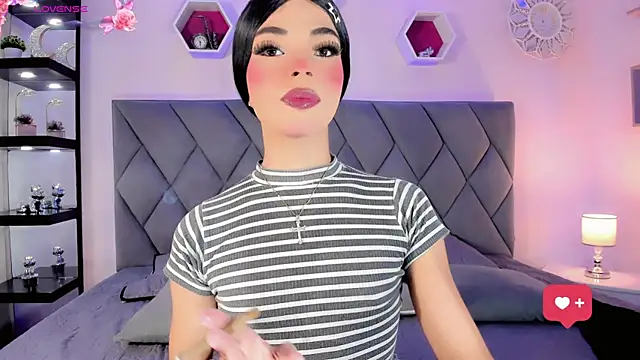 Amira Ember online show from June 8, 2026, 8:31 pm