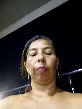 maleja23 online show from October 5, 2025, 11:17 pm