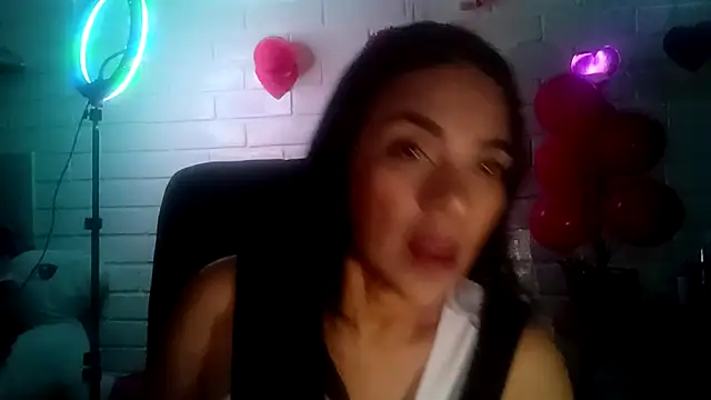 MiiaVelasquez online show from February 24, 2026, 4:46 am